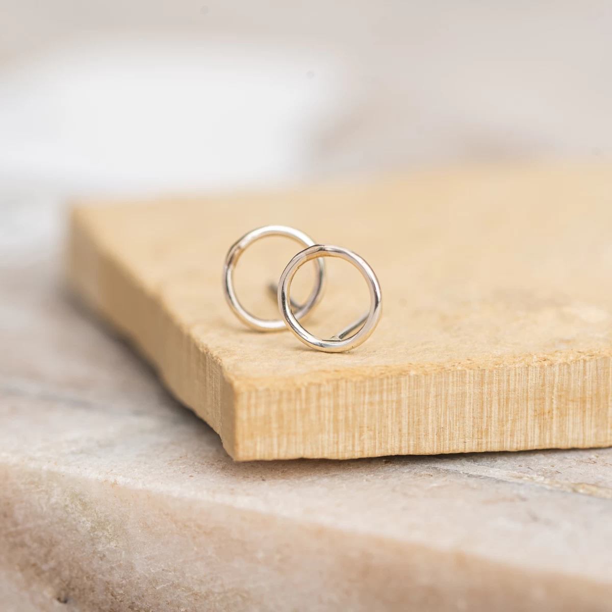 ZILIA Contour Circle Gold 14K Earrings