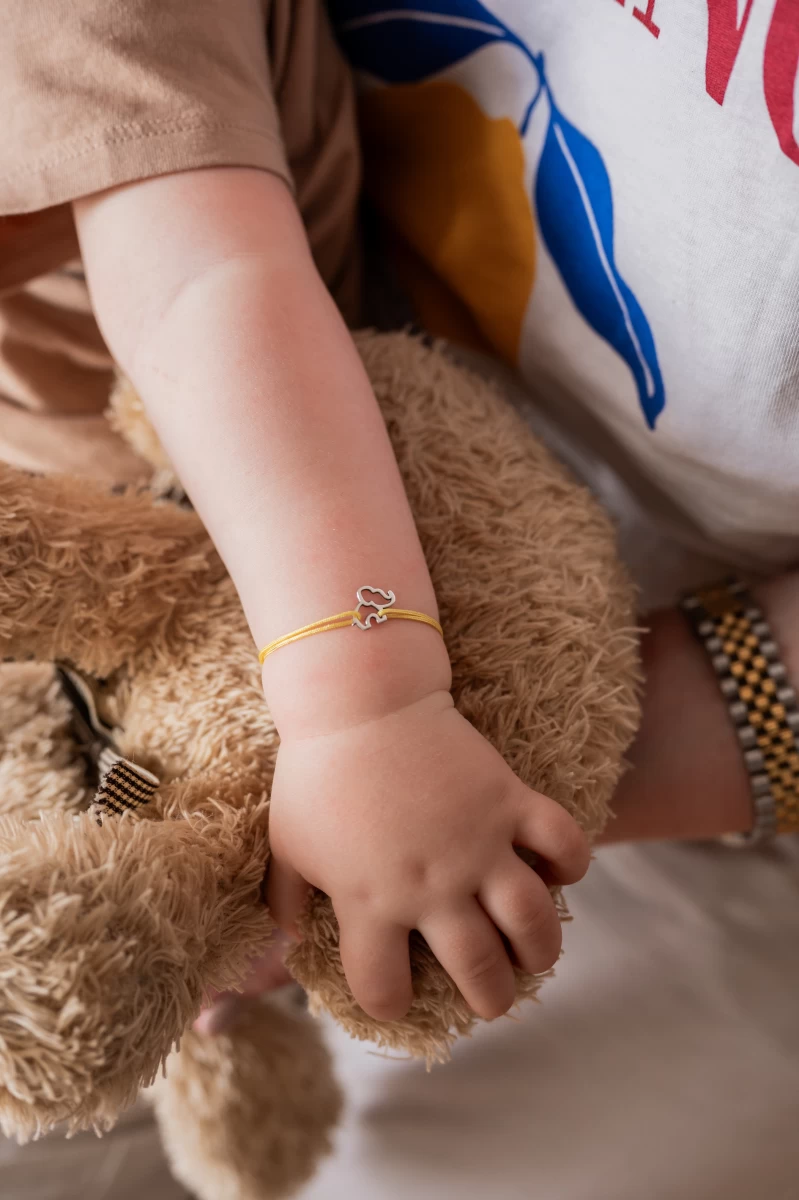 Zilia Elephant Contour Baby Gold 14K Thread Bracelet