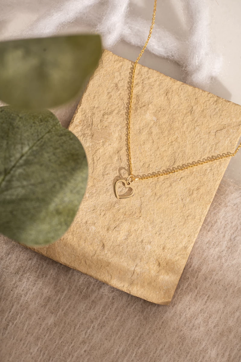 Zilia Baby Heart Contour Gold 14K Necklace