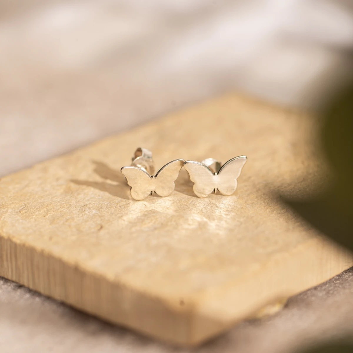 Butterfly 14K-yellow-gold Earrings